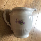 Plat à gâteau et pot à lait porcelaine motif violettes