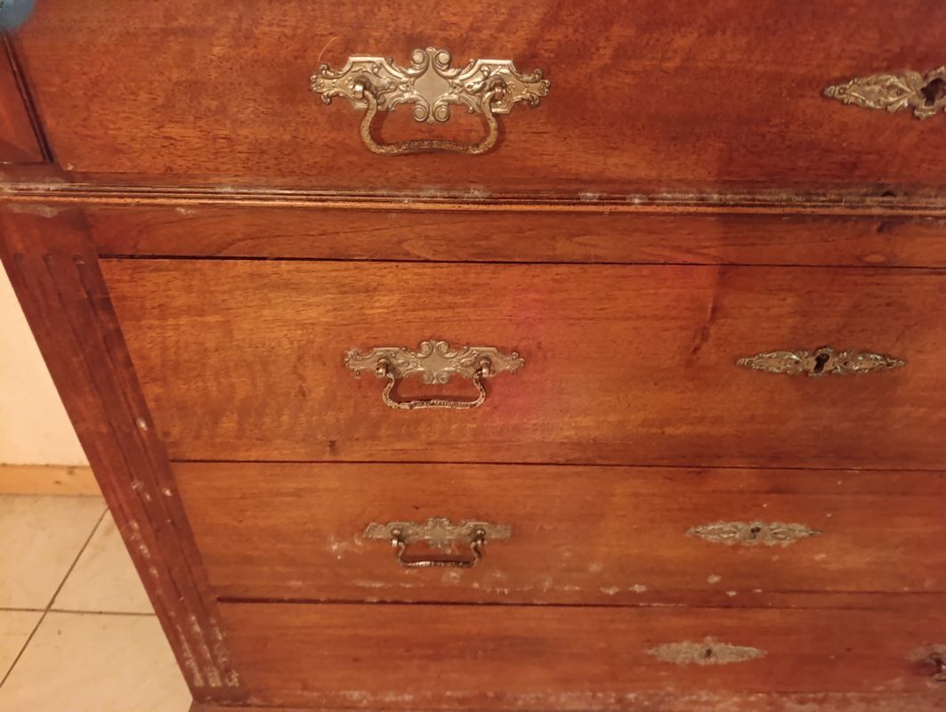 Commode ancienne