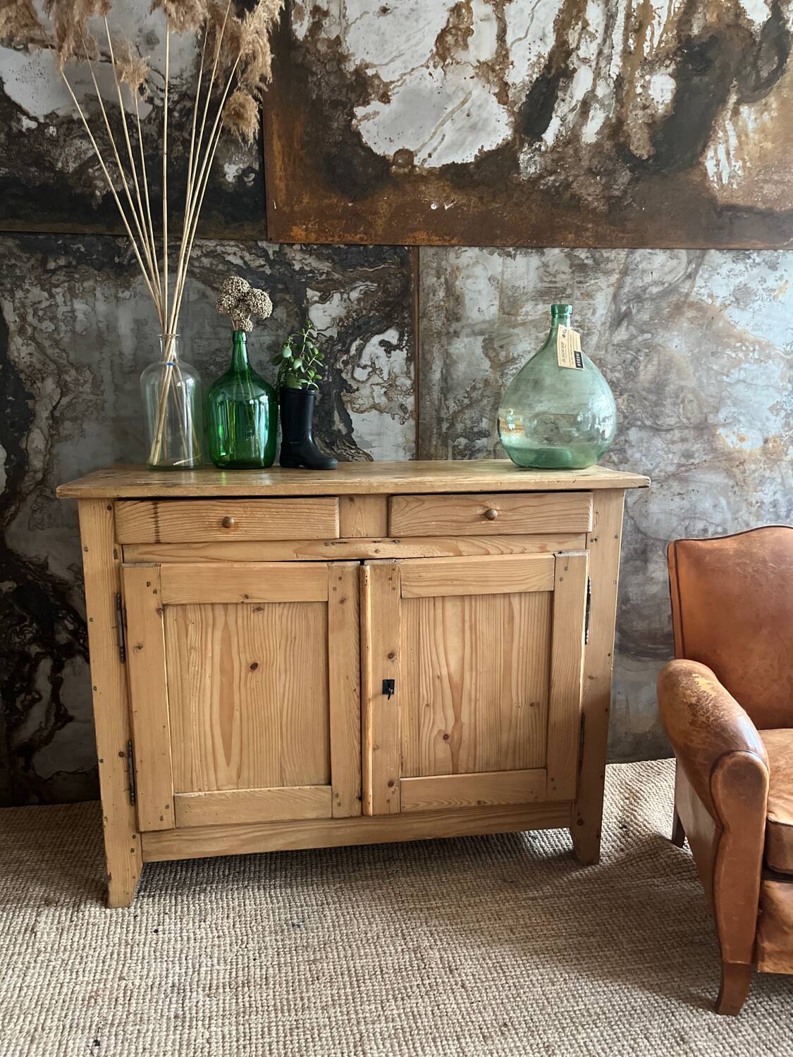 Parisian raw wood buffet