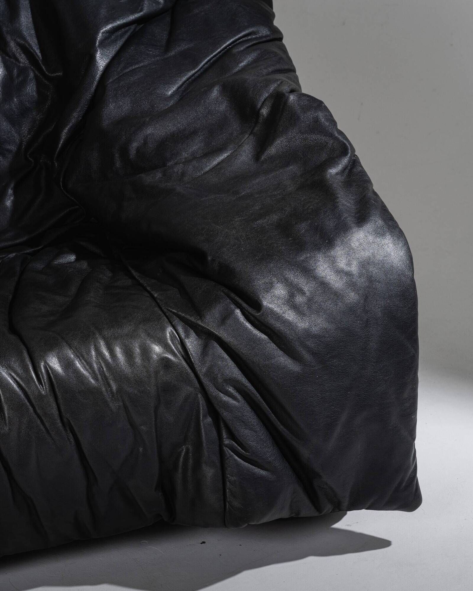 Pair of Flou Flou sofas, Donato D'Urbino & Paolo Lomazzi