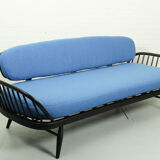 Canapé-lit modèle '355' et 2 fauteuils windsor, Lucian Ercolani pour Ercol
