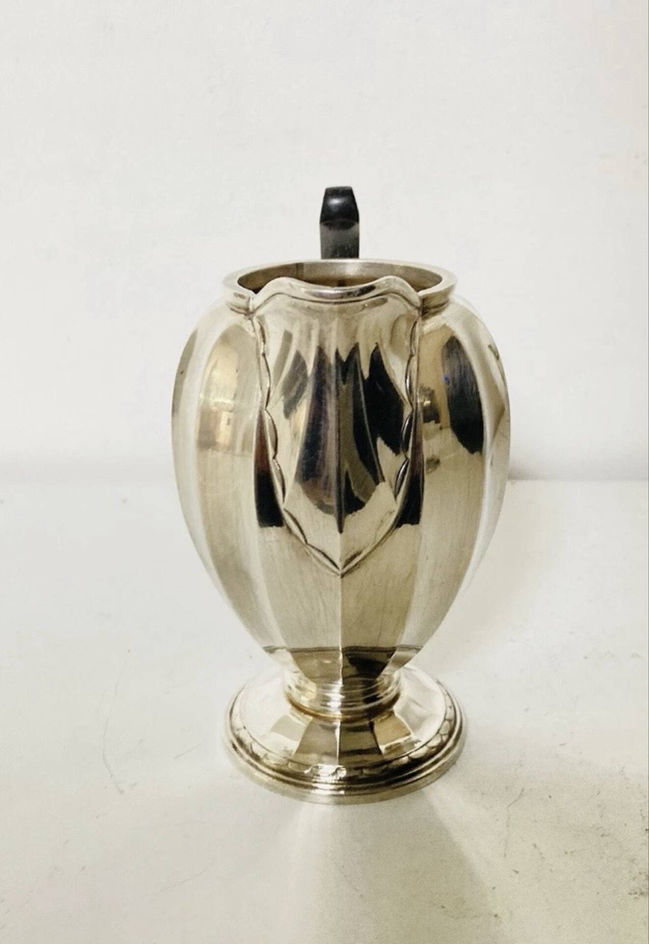 Art Deco milk jug CHRISTOFLE early 20th century in silver-plated metal with hallmark