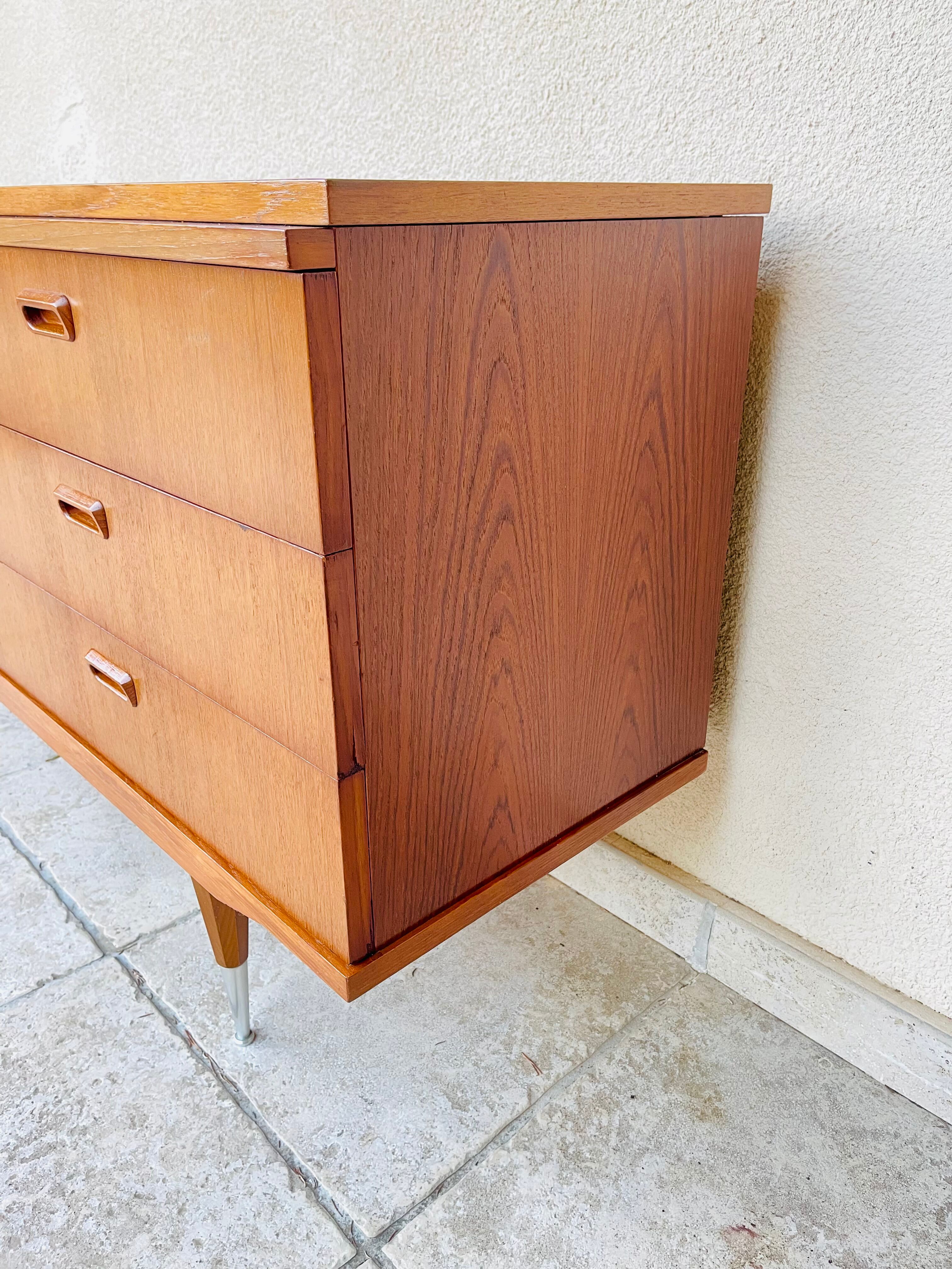 Scandinavian teak row