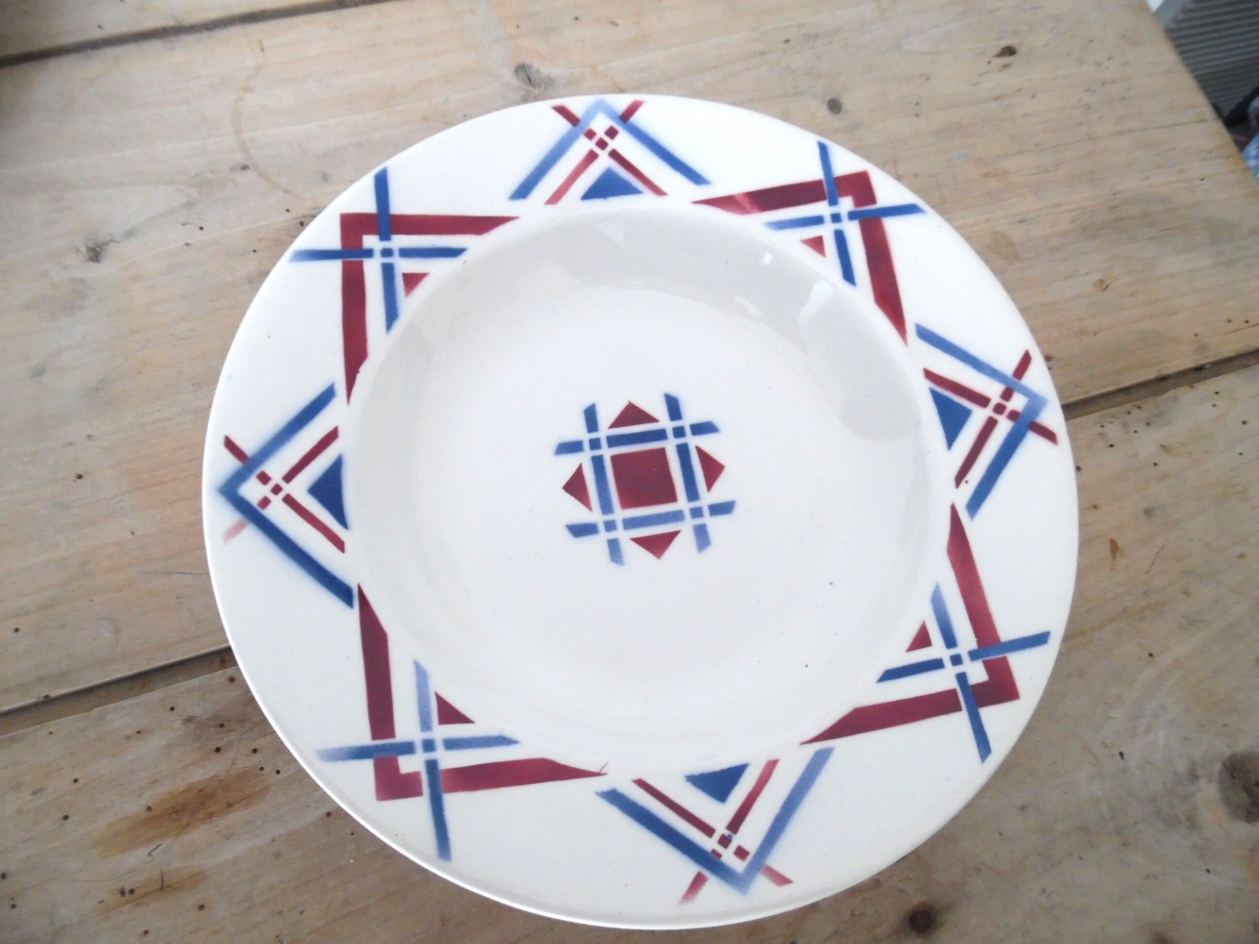 8 assiettes creuses moulin des loups ,ustaritz