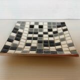 Empty pocket mosaic gray white black