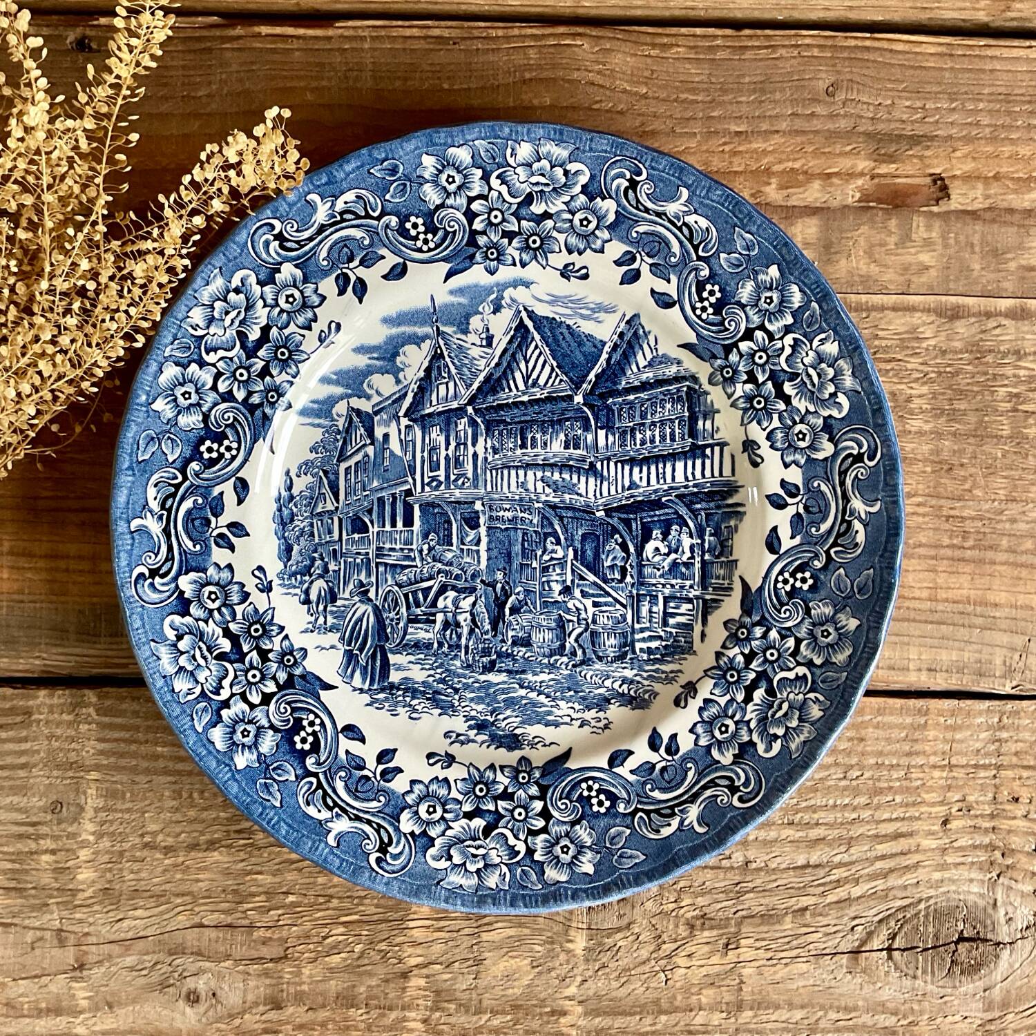 3 dinner plates “Royal Tudor Ware” England