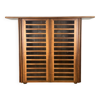 High Italian vintage sideboard cabinet with walnut wood and glass