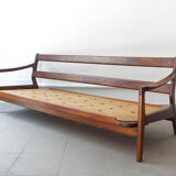 Olaio Sofa / Bed by José Espinho