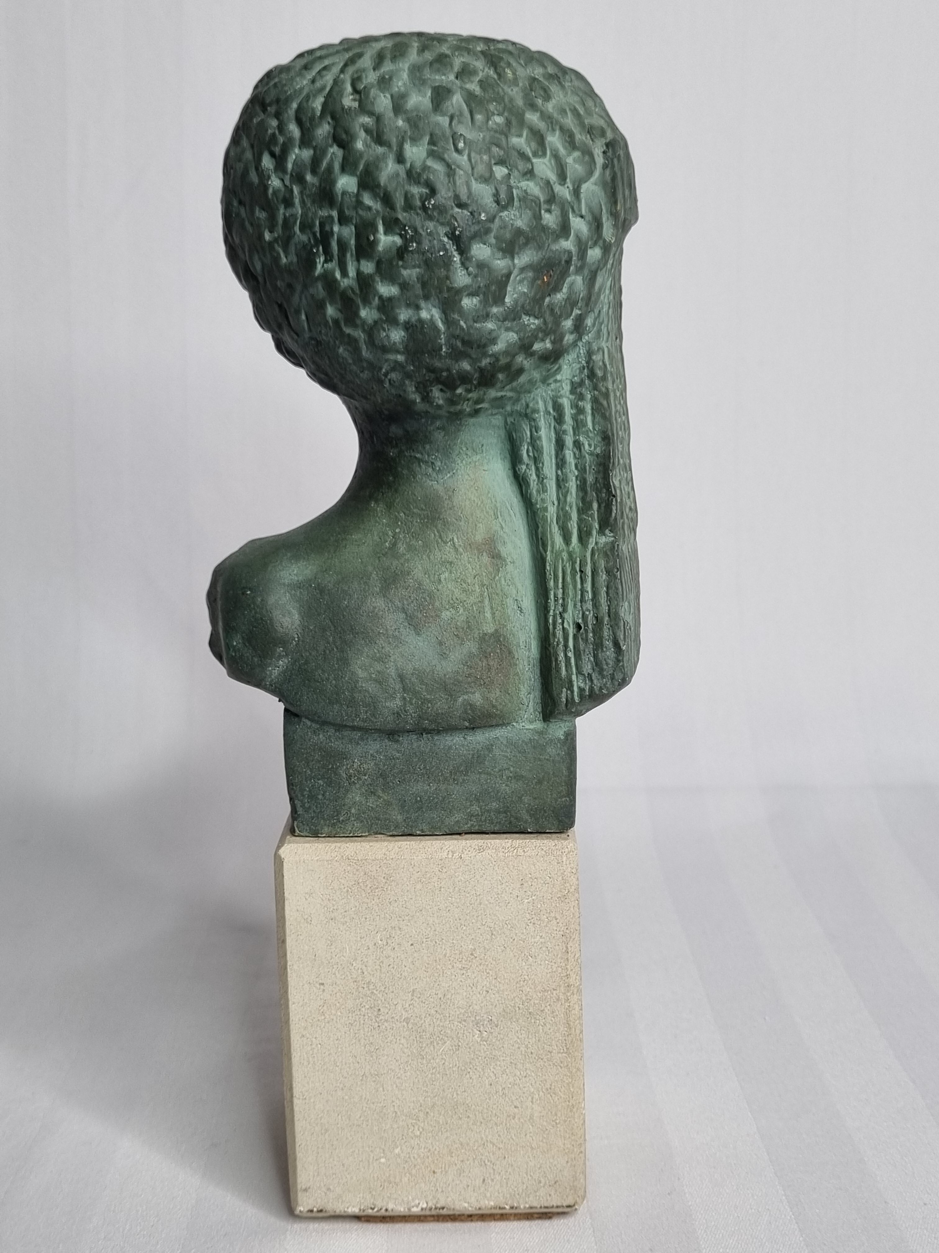 Bust of Maketaton, daughter of Nefertiti in patinated plaster in imitation of bronze, 24 cm