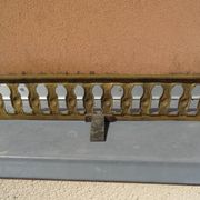 Ensemble de 3 pièces chenets et barre de cheminée en bronze xixème