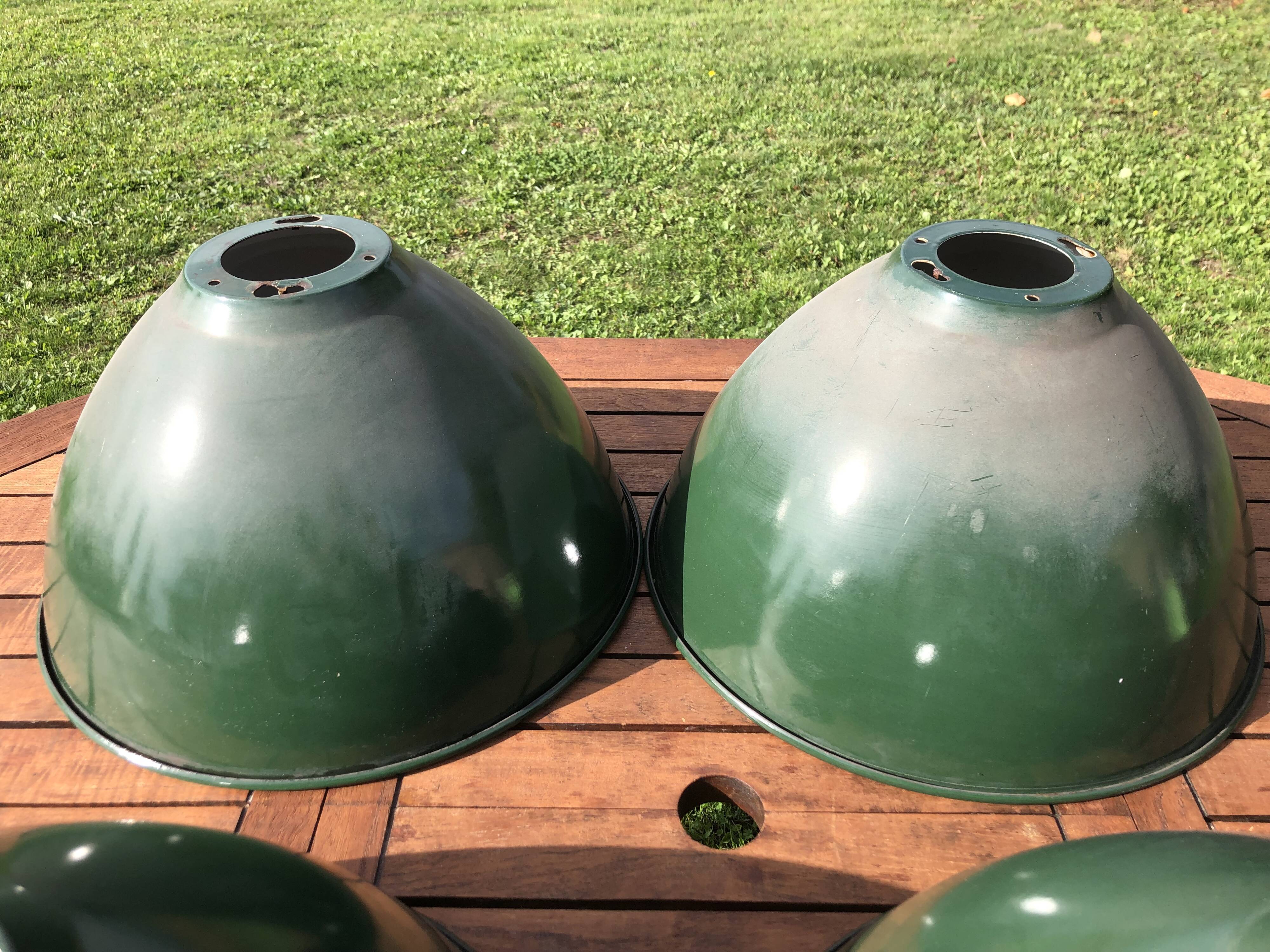 4 abat-jours émaillés industriels