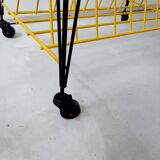 Vinyl disc storage coffee table