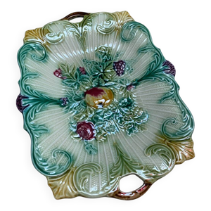 plat ancien en barbotine