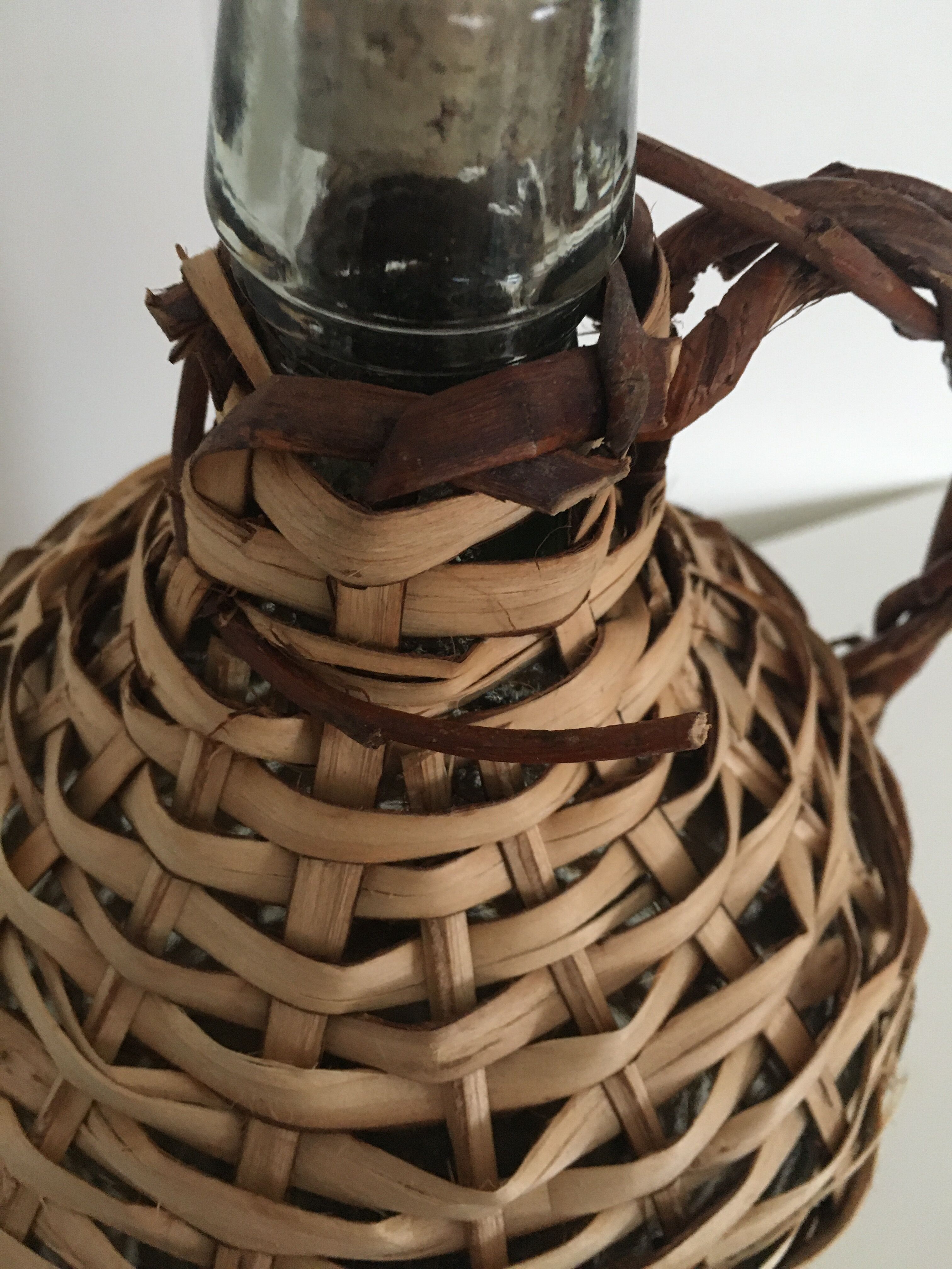 Lady-Jeanne dressed in rattan