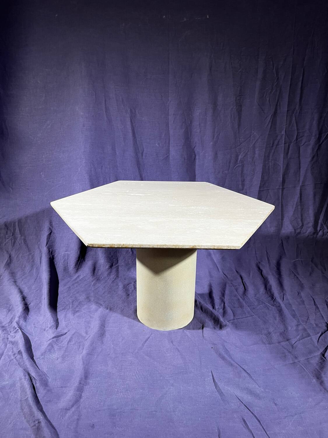 Table basse en travertin pied acier