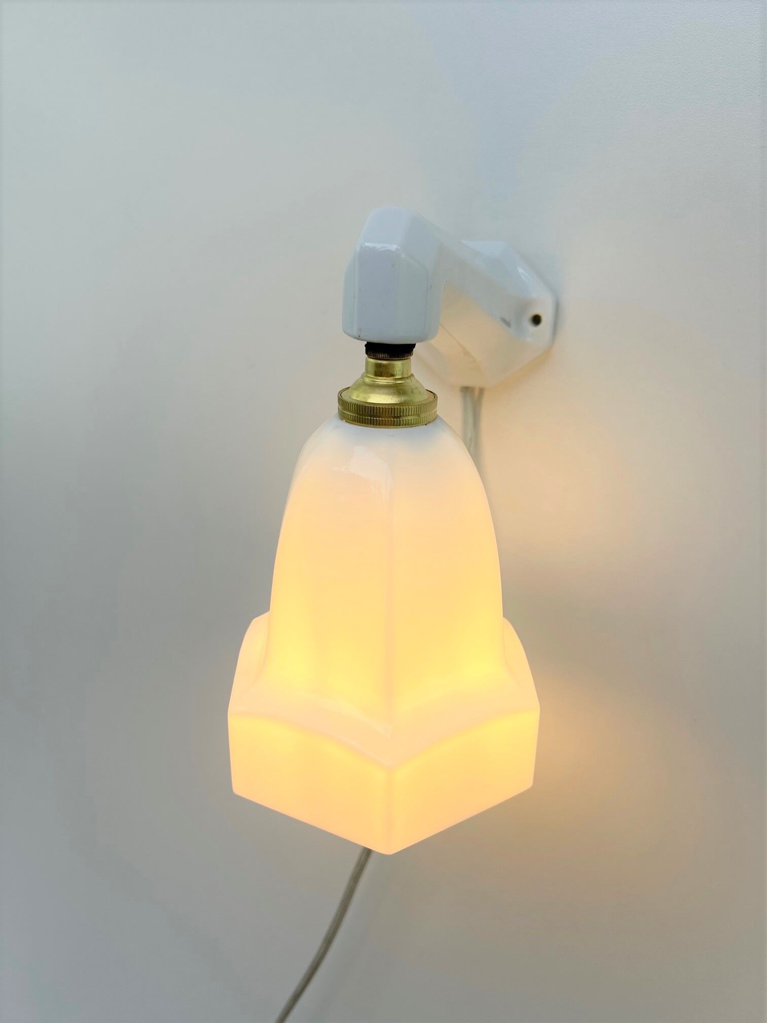 wall lamp old bathroom 1930 1940 opaline and porcelain legrand