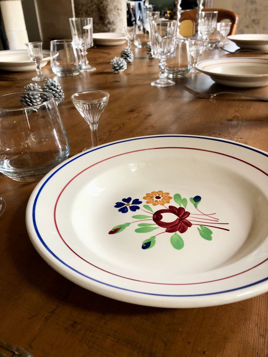 Chantilly K&G Luneville soup plates