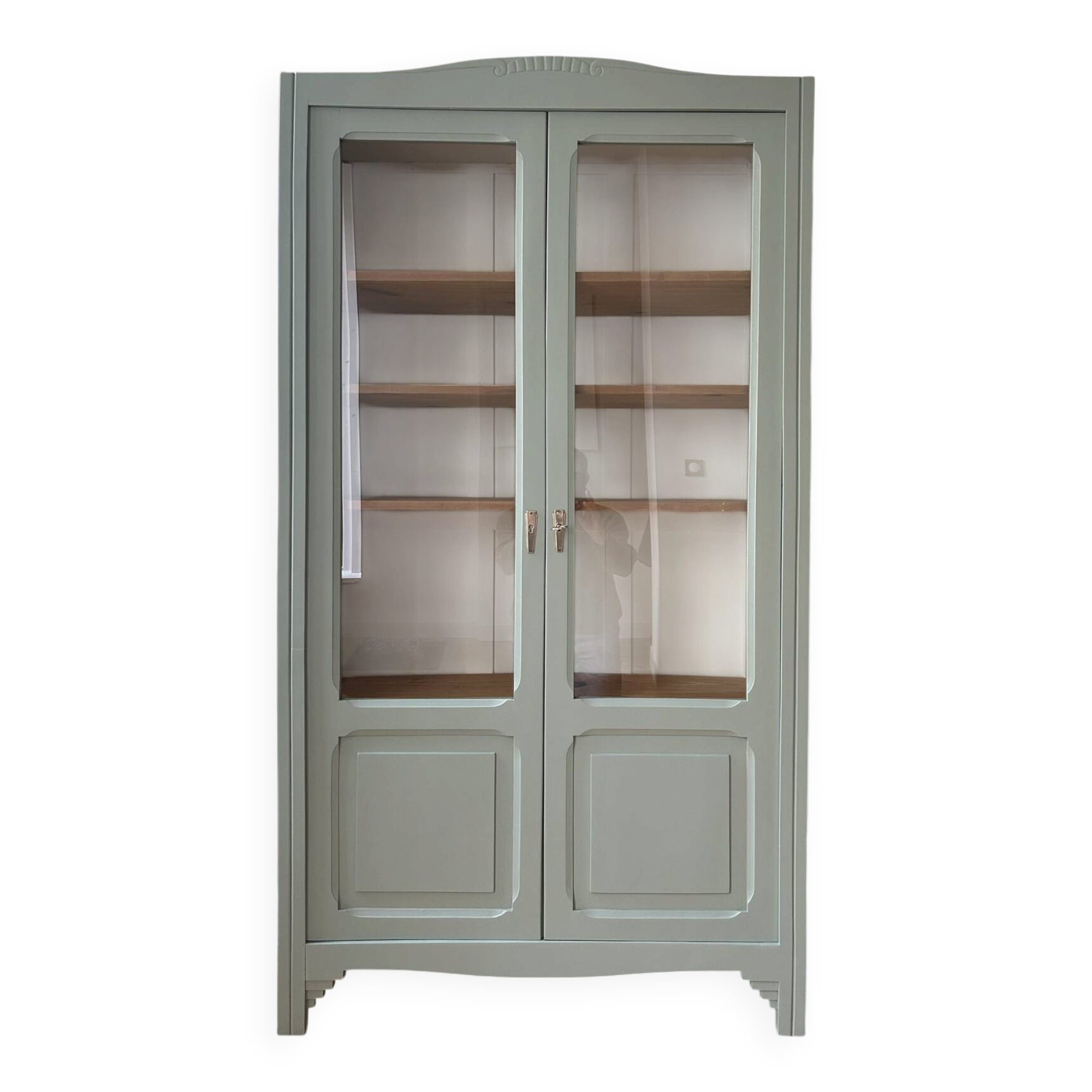 Armoire vitrée rénovée