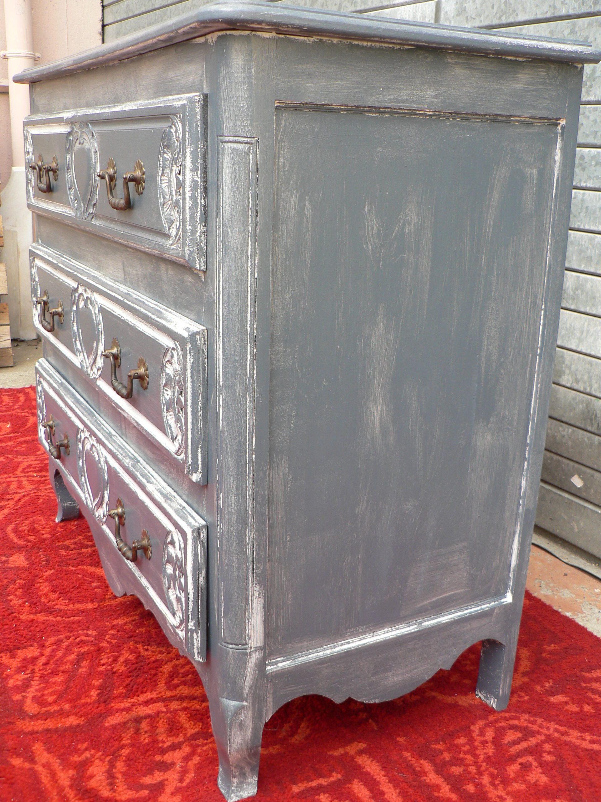 Dresser vintage patina