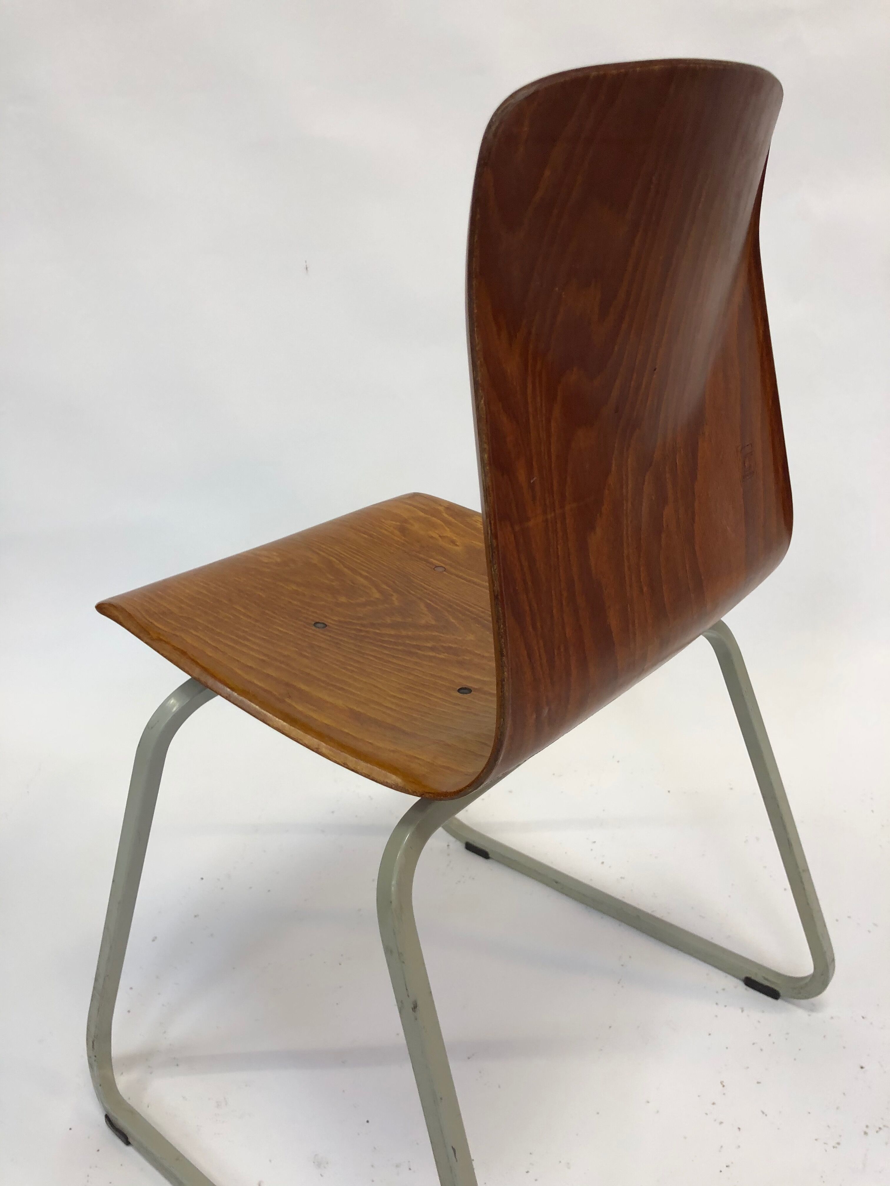 Vintage industrial chair Galvanitas 'thur-op-seat' S23