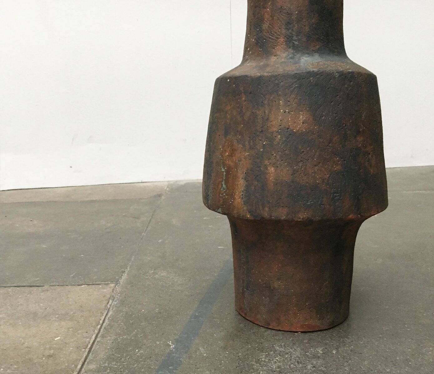 Brutalist ceramic vase in German mid-century style by Gerhard Liebenthron, 1969.