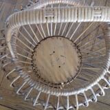 Basket rattan on foot