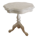 Pedestal table