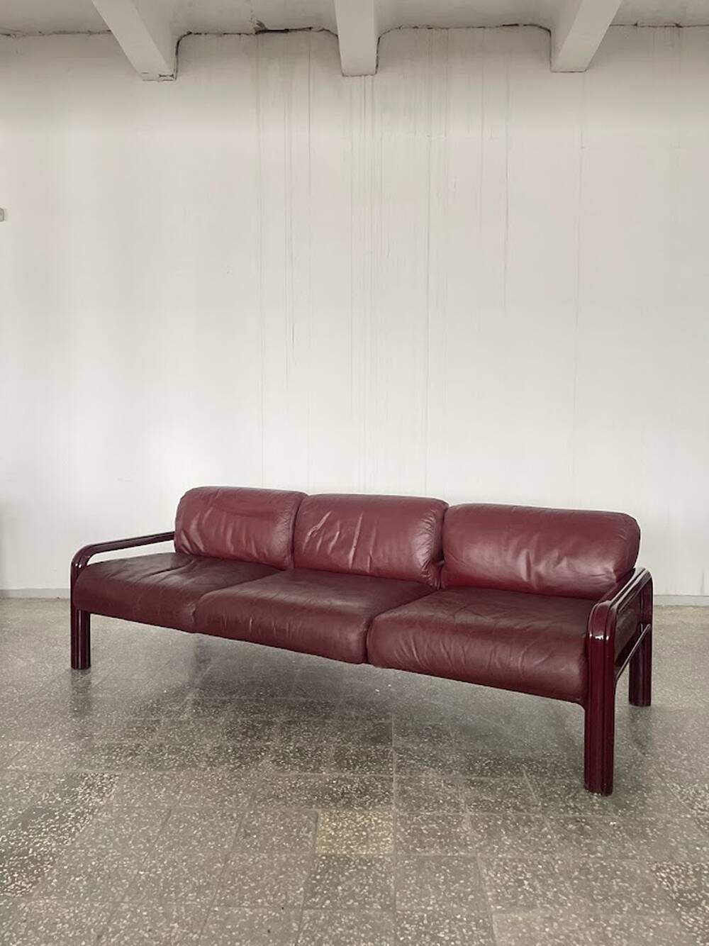 Gae Aulenti Three-seater sofa for Knoll International 1977 USA