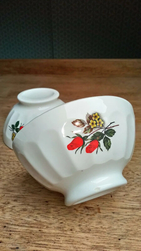 3 vintage faceted bowls