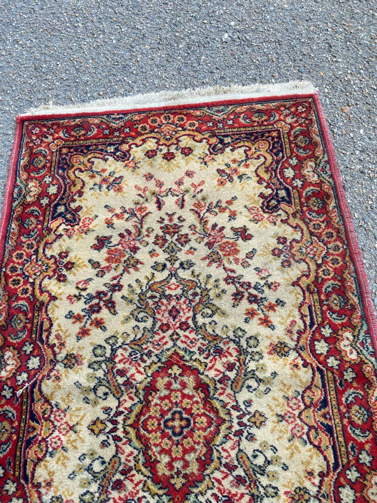 Vintage Persian wool rug in burgundy red 70x130cm