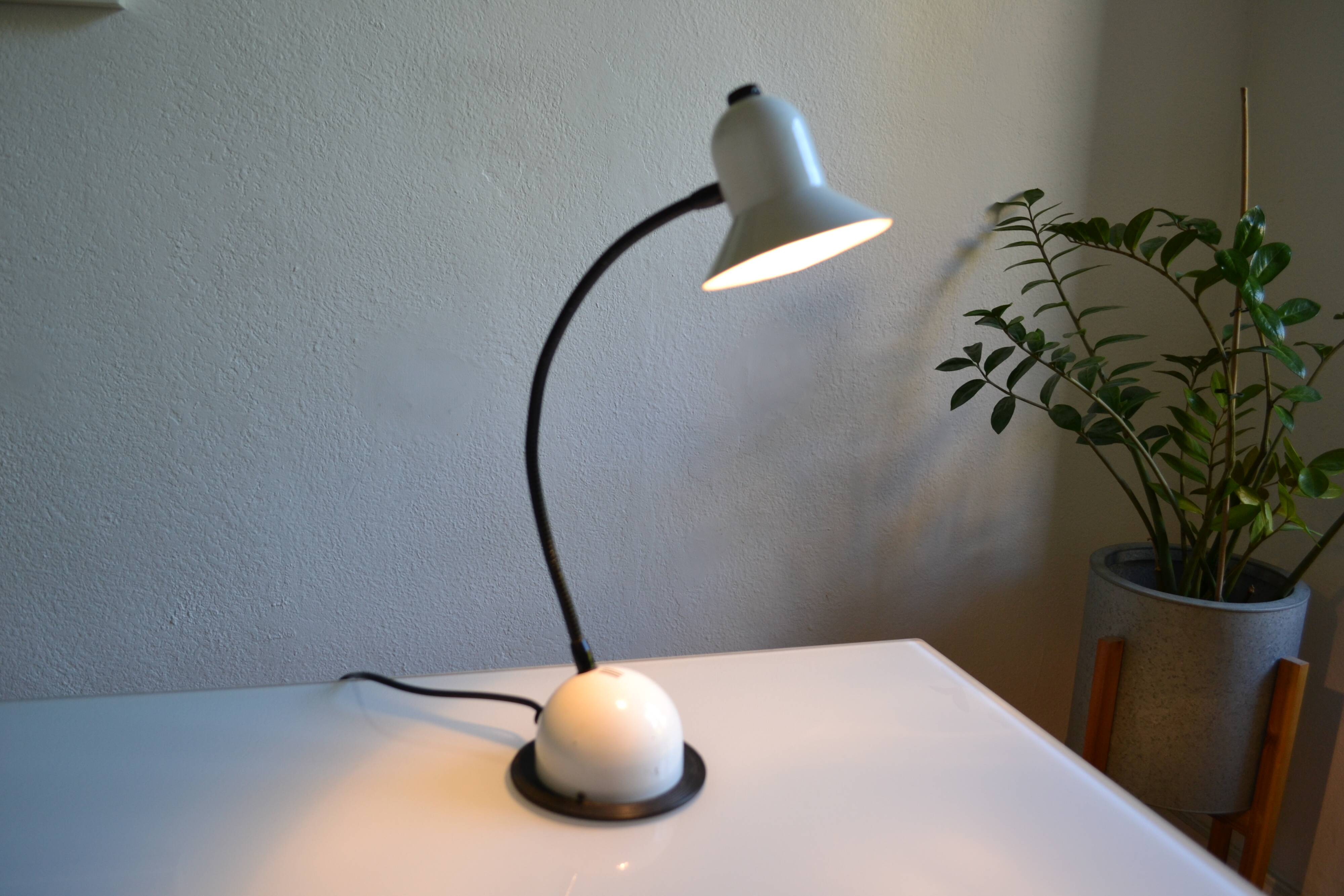 postmodern articulated lamp Italy 1980s 1980