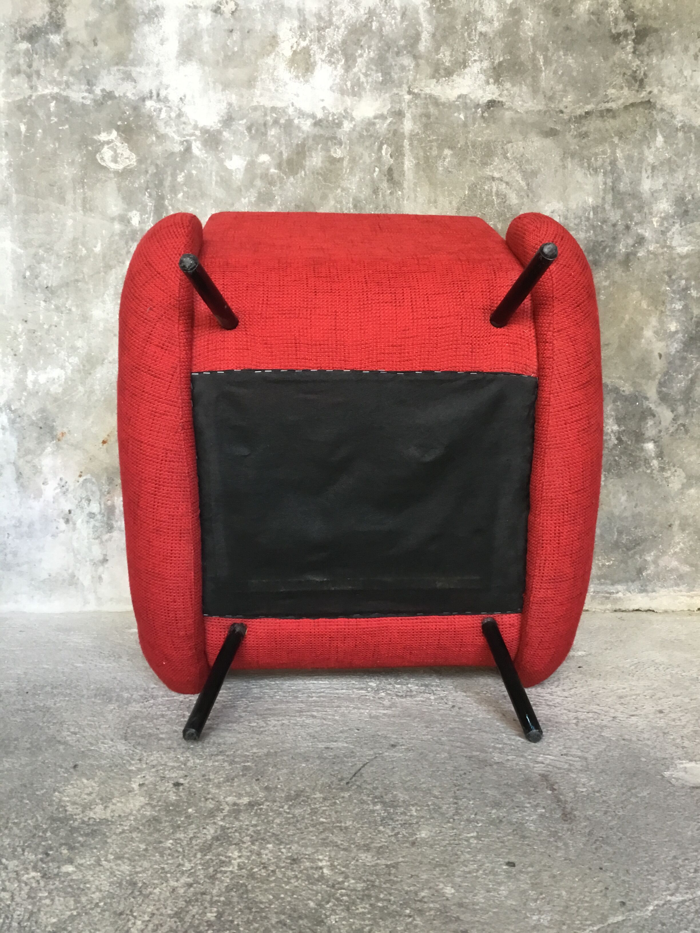 Vintage armchair red fabric - the Redoubt XXI century