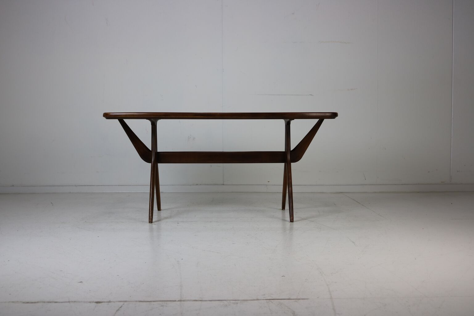 Italian design coffee table by Cesare Lacca for Cassina