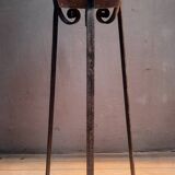 Metal pot holder structure