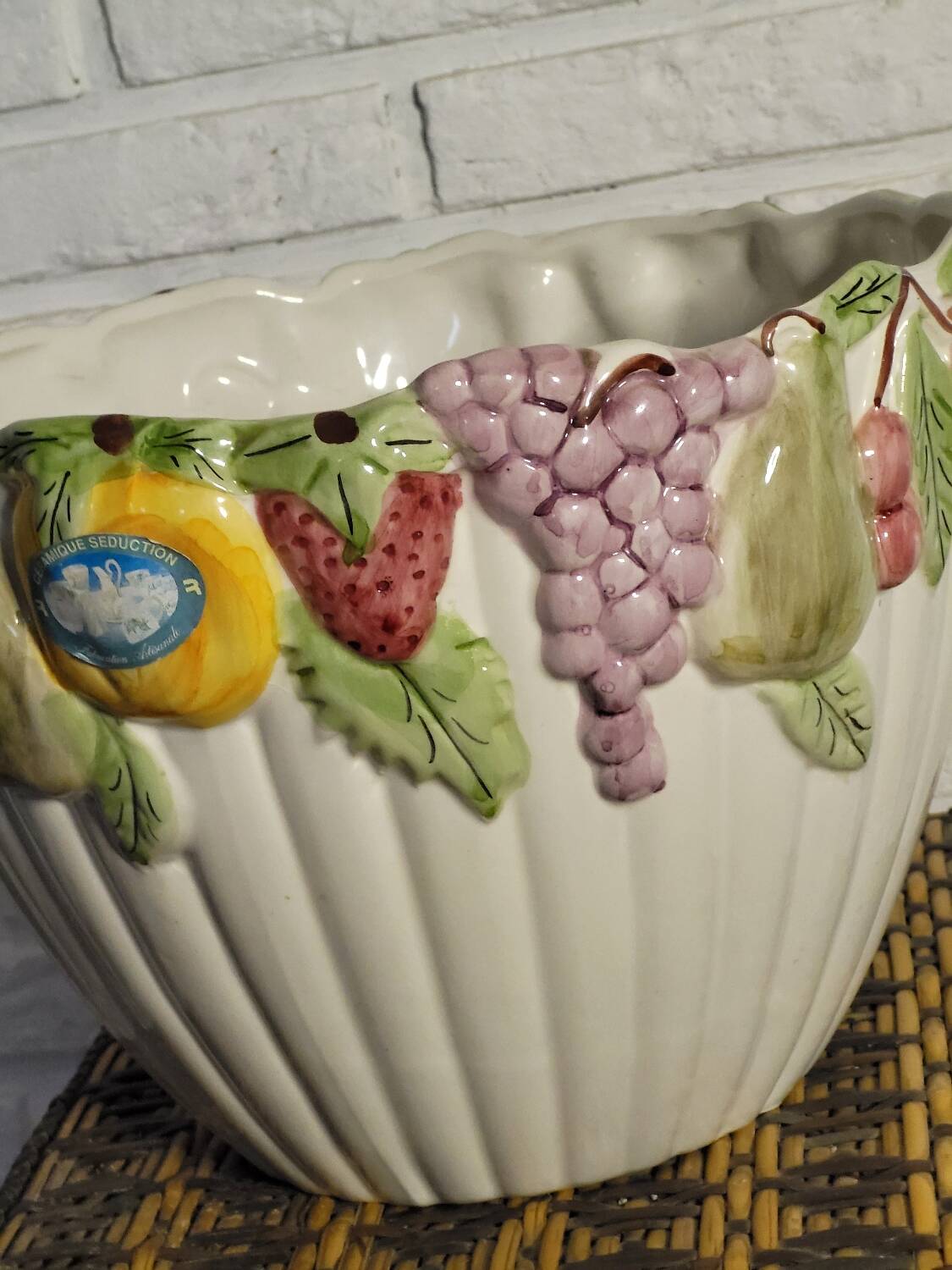 Fruit pot cover