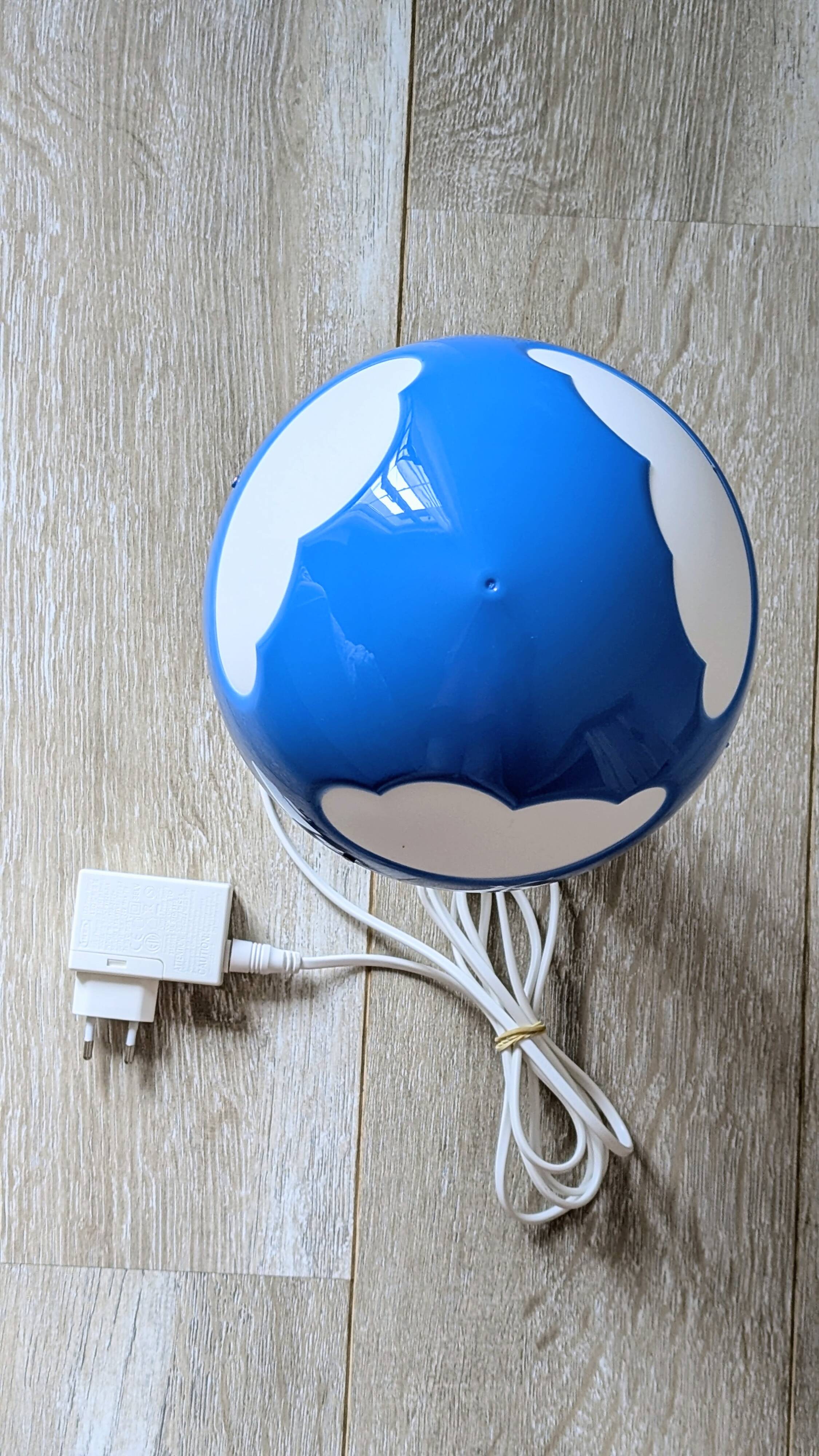 Lampe Ikea Skojig bleue avec variateur (L-0136)