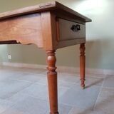 Farm table in cherry