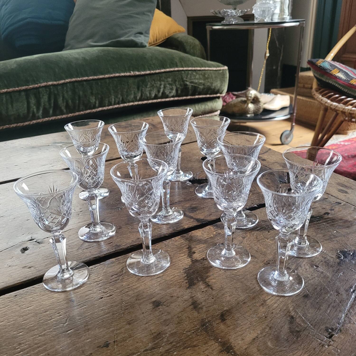 12 antique cut glass glasses – classic style – 50s/60s