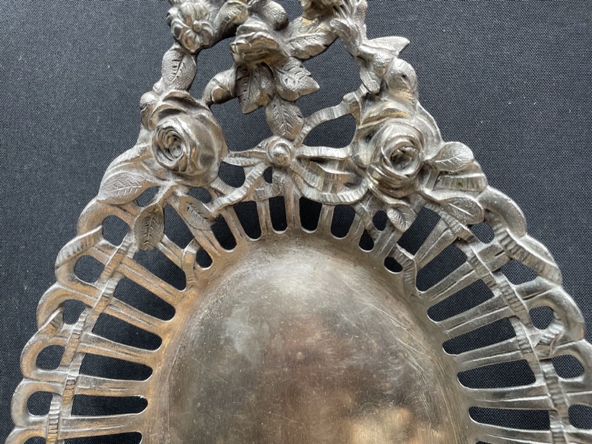 Corbeille en bronze argenté