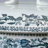 Iron earth tureen Saint Amand Guadeloupe ancient ceramic