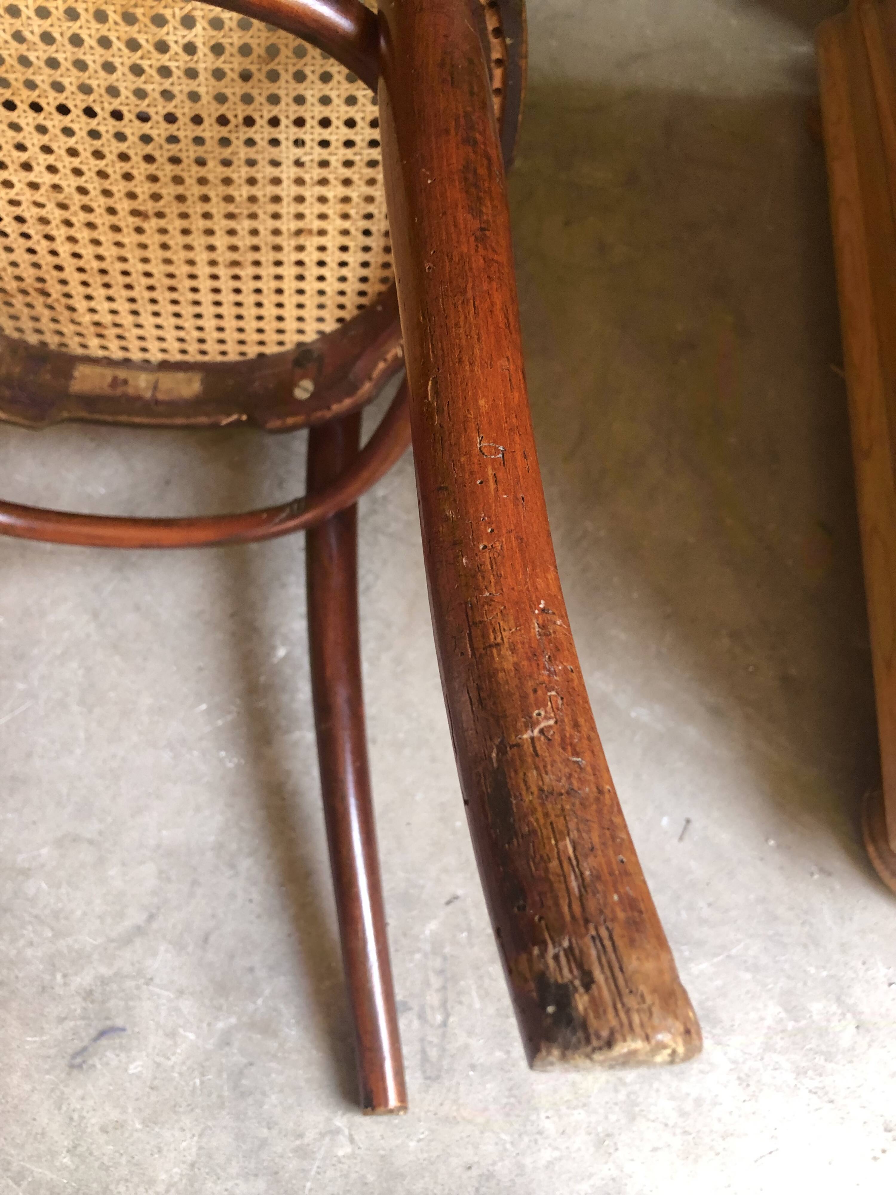 Thonet Bistro Chair n°11