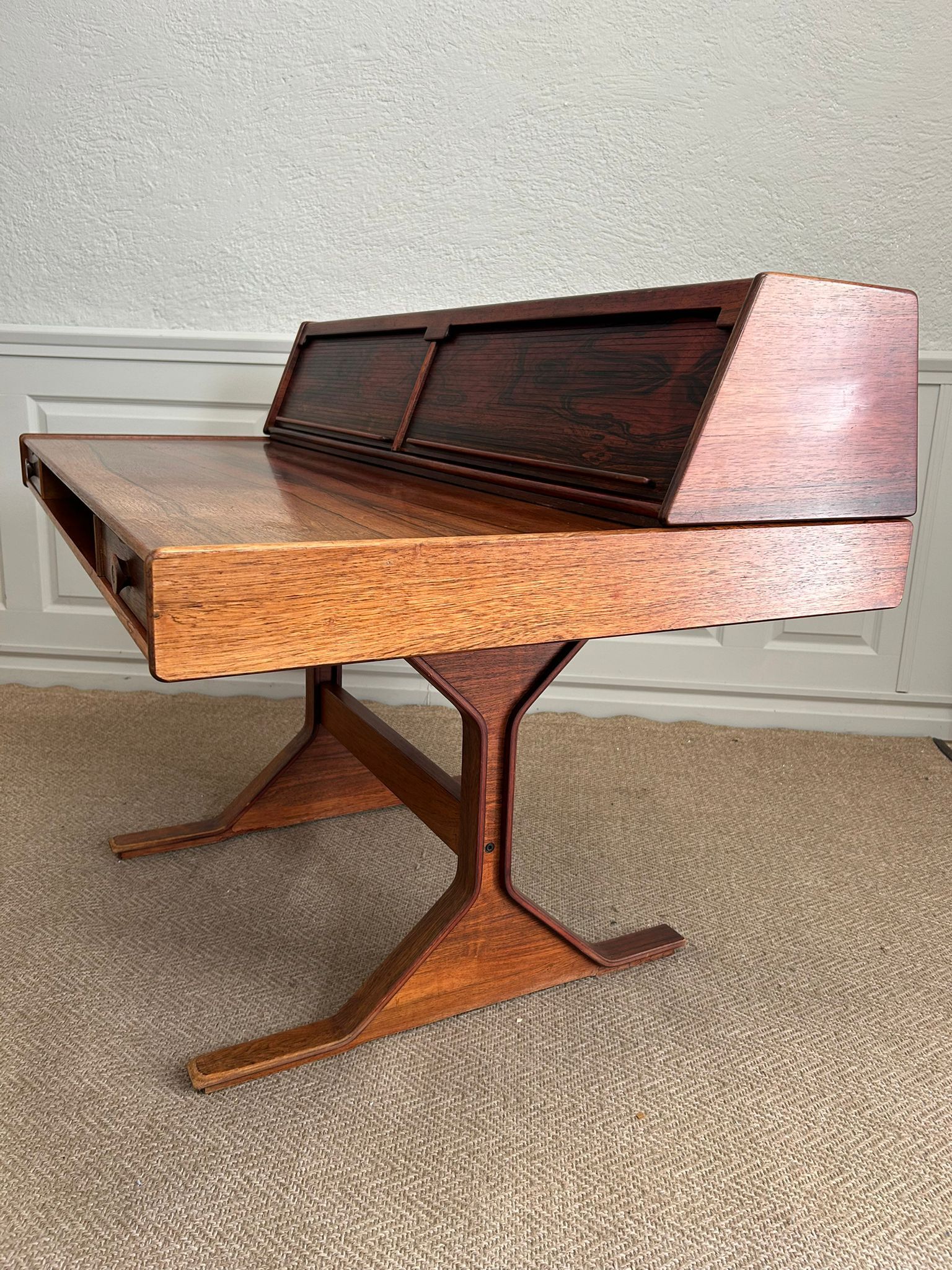 Desk 530 by Gianfranco Frattini for Bernini, Italy, 1950s