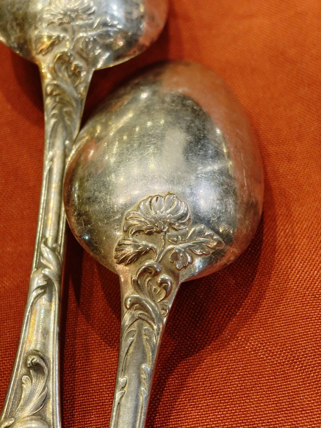 Christofle spoons and forks from the Chrysanthème model.