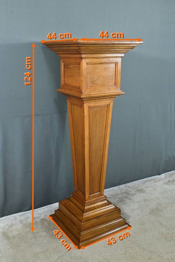 Importante Gaine colonne en Noyer – Début XXe