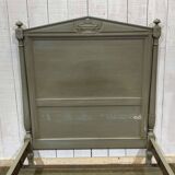 Lit de style Louis XVI début XXème en bois peint