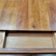 Table de salle a manger époque Art Déco en acajou blond vers 1950