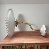Applique en opaline blanche inclinable