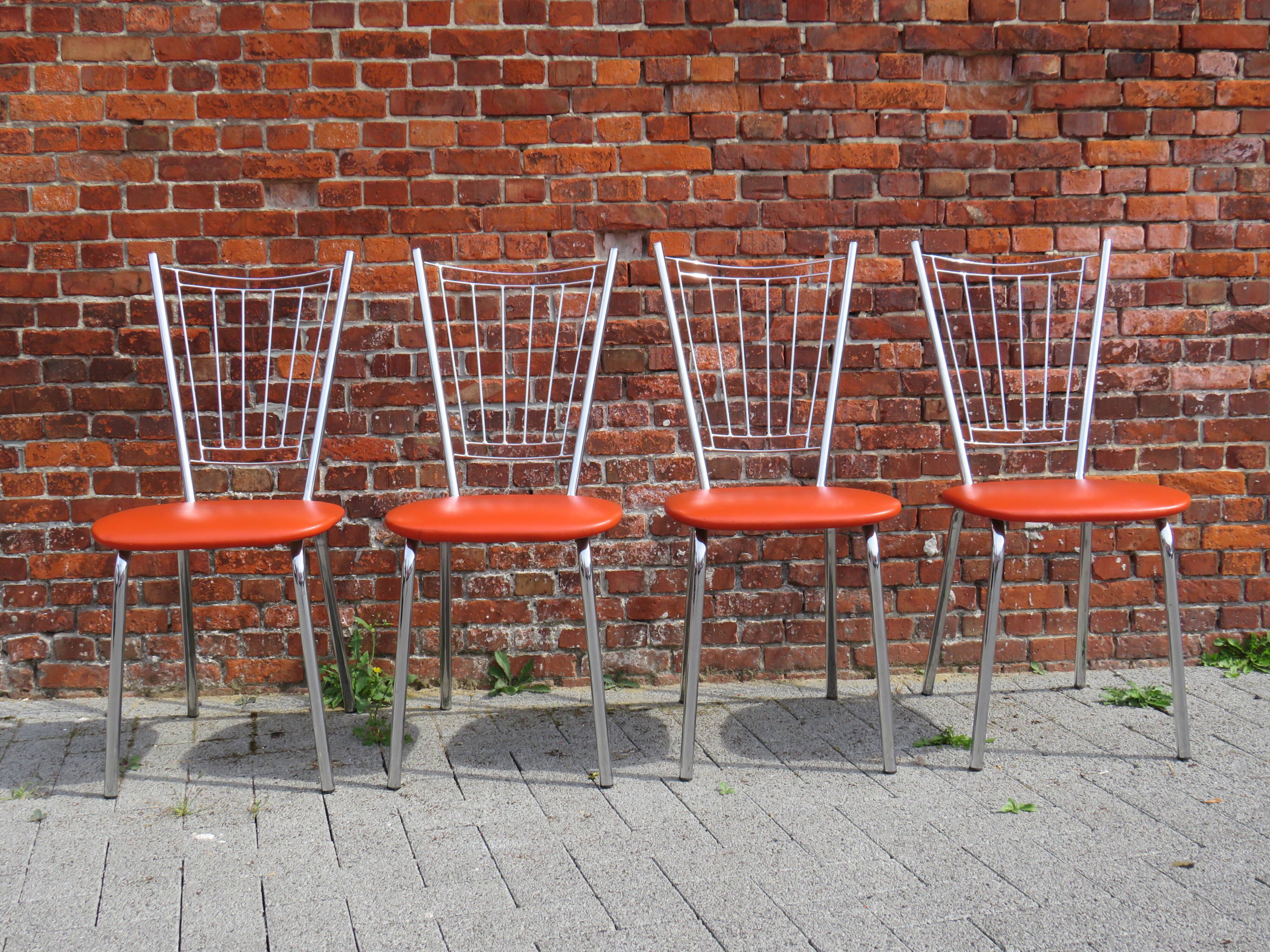 Ensemble de 4 chaises de salle à manger ou de cuisine happy orange, Allemagne 1960