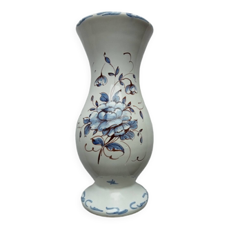 Moustiers vase