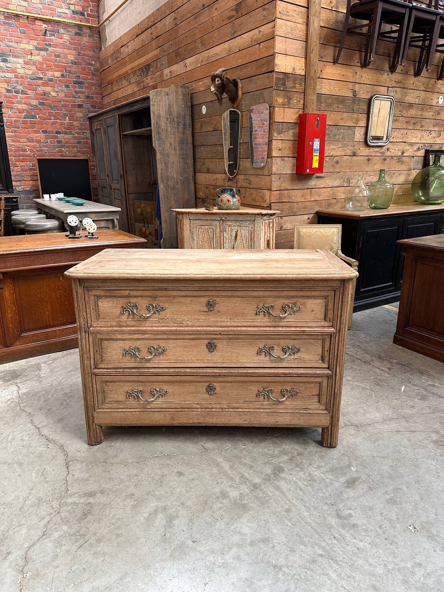 Commode en chêne Début XIXème